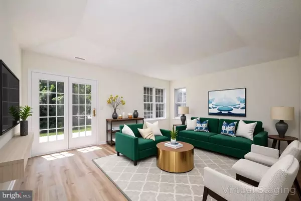 Jackson, NJ 08527,4 PENNY LN