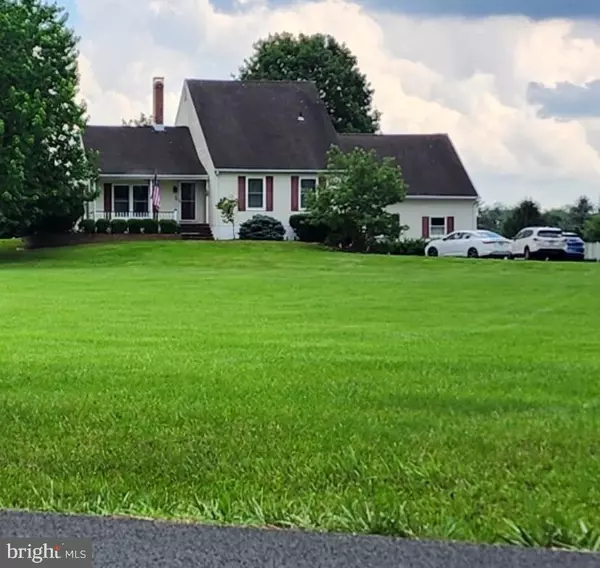 210 BROWNBACKS CHURCH RD, Spring City, PA 19475