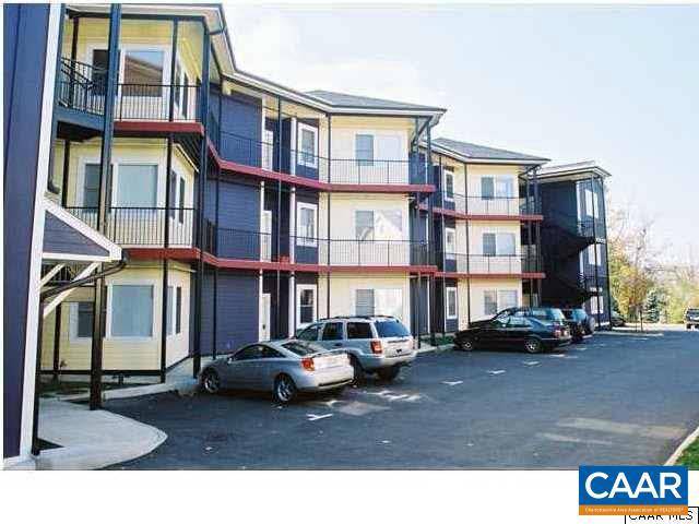 215 SW 5TH ST #1A, Charlottesville, VA 22903