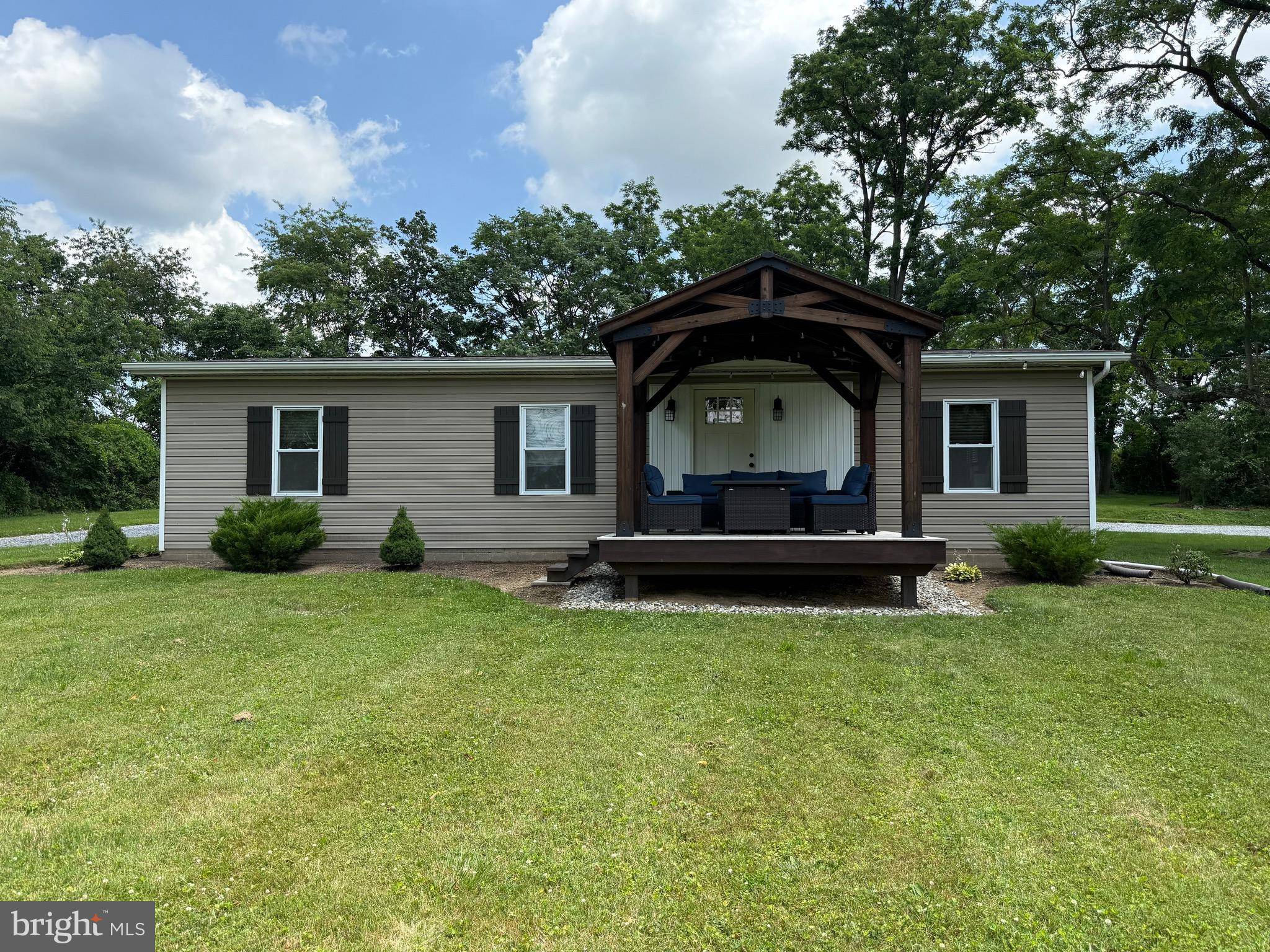 917 N FAIRVILLE AVE, Harrisburg, PA 17112