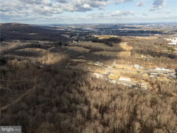Emmaus, PA 18049,4835 SHIMERVILLE RD