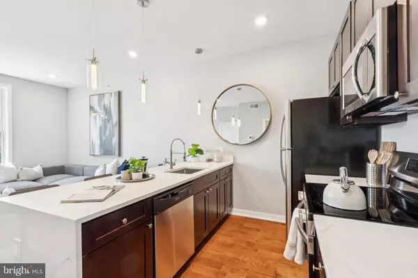 Narberth, PA 19072,203 HAVERFORD AVE #201