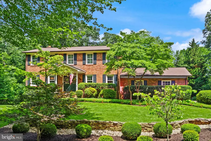 3500 WILLOW GREEN CT, Oakton, VA 22124