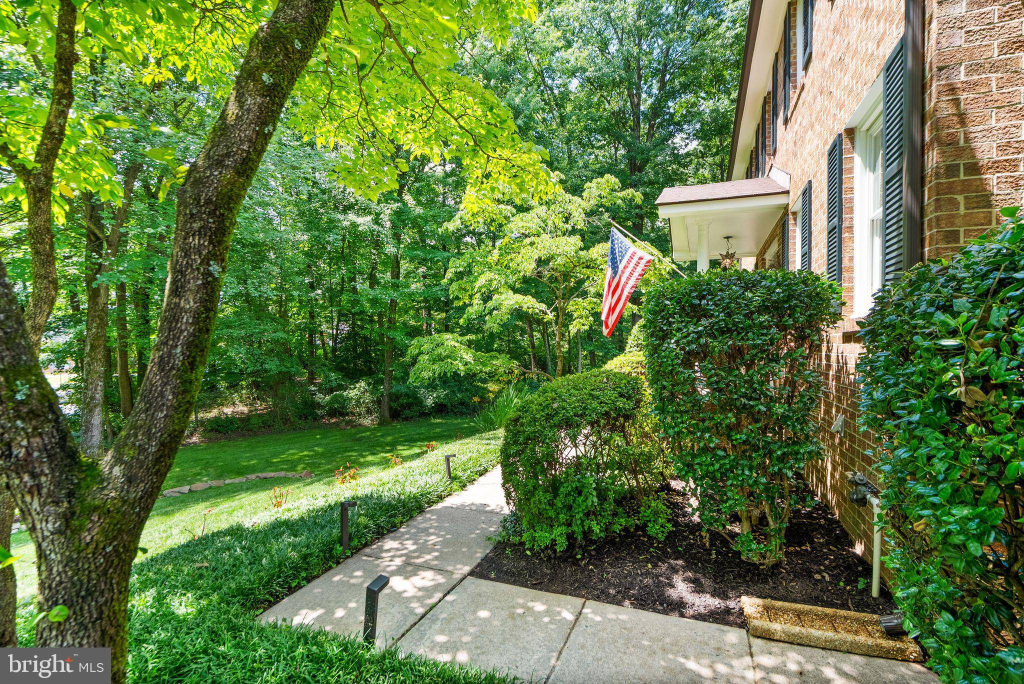 Oakton, VA 22124,3500 WILLOW GREEN CT