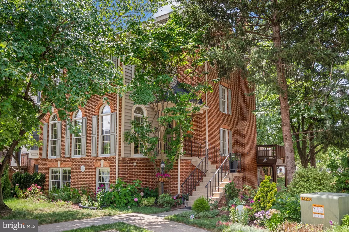 Frederick, MD 21702,121 LONG ACRE CT