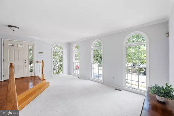 Frederick, MD 21702,121 LONG ACRE CT
