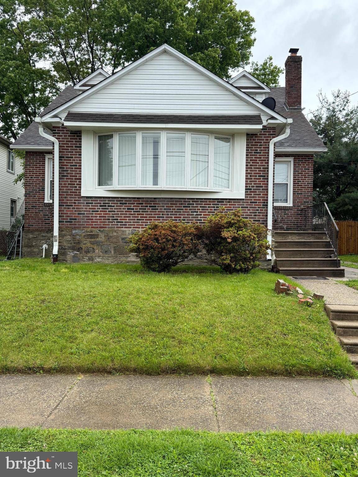1918-20 HOFFNAGLE ST, Philadelphia, PA 19152