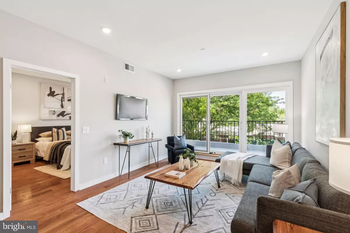 Narberth, PA 19072,203 HAVERFORD AVE #203