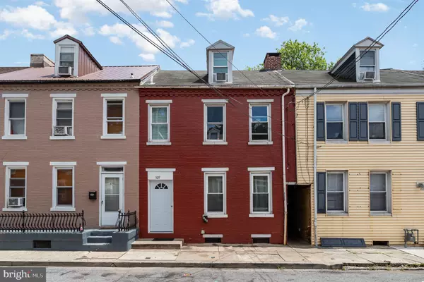 529 WOODWARD ST, Lancaster, PA 17602