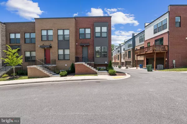 4225 LAPLATA AVE, Baltimore, MD 21211