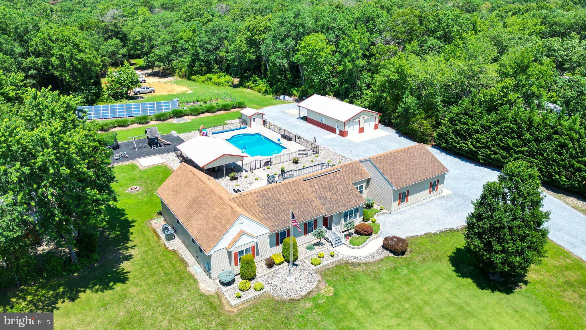 1212 10TH AVE, Dorothy, NJ 08317