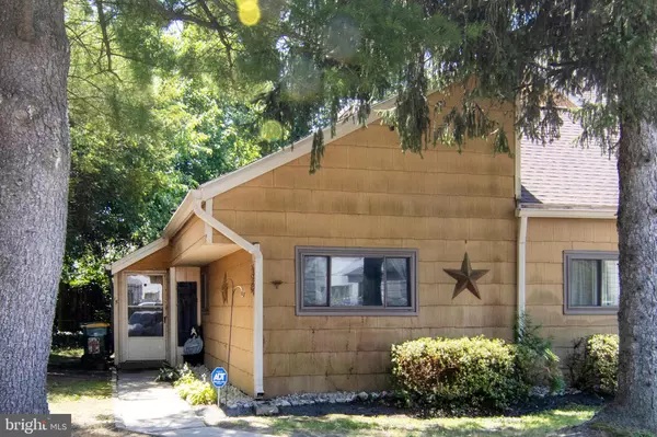 Lindenwold, NJ 08021,15 DOVER DR