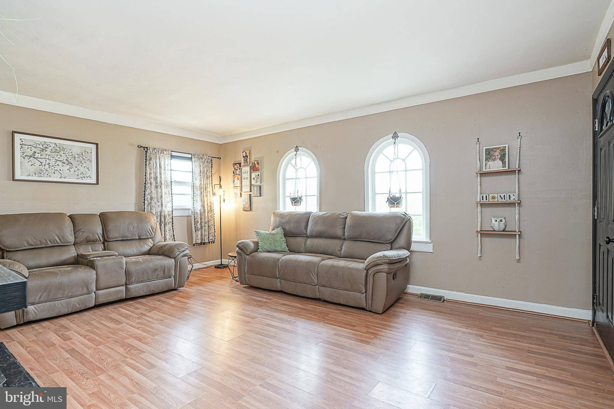 Williamstown, NJ 08094,746 E MALAGA RD