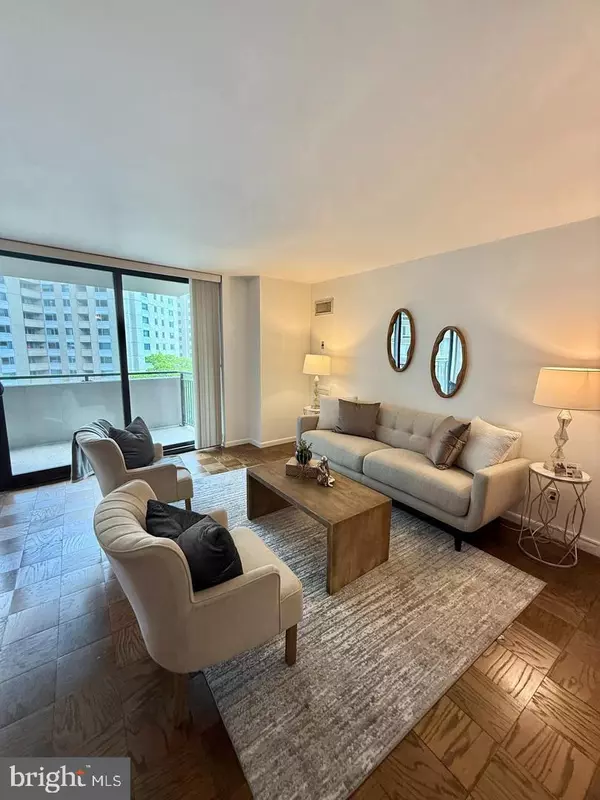 Chevy Chase, MD 20815,4620 N PARK AVE #911E