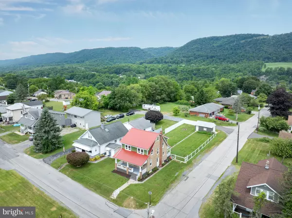 Bellefonte, PA 16823,703 HALFMOON ST