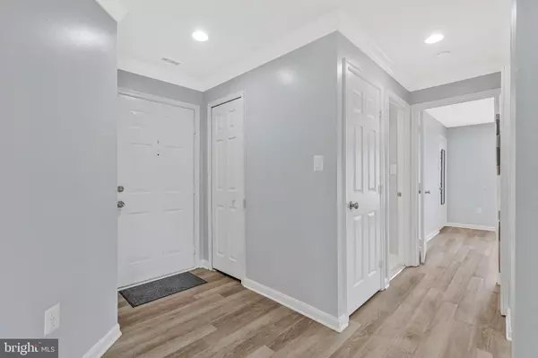 Ashburn, VA 20147,44152 NATALIE TER #201