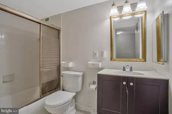 Baltimore, MD 21218,1 E UNIVERSITY PKWY #410