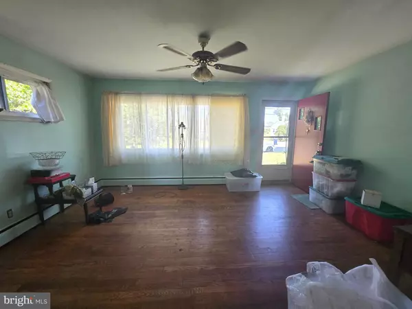 Ellicott City, MD 21043,8643 RIDGE RD