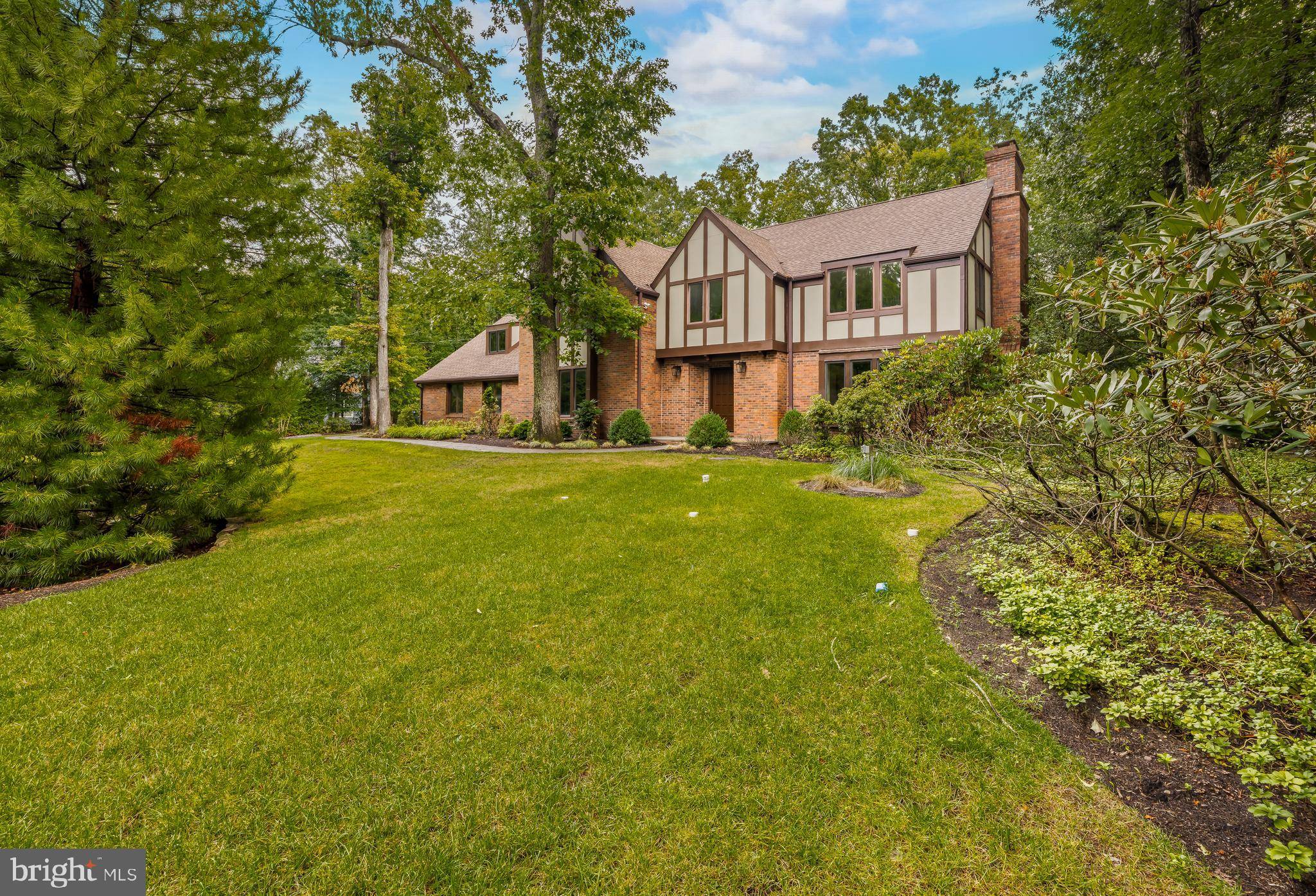Medford, NJ 08055,14 E CENTENNIAL DR