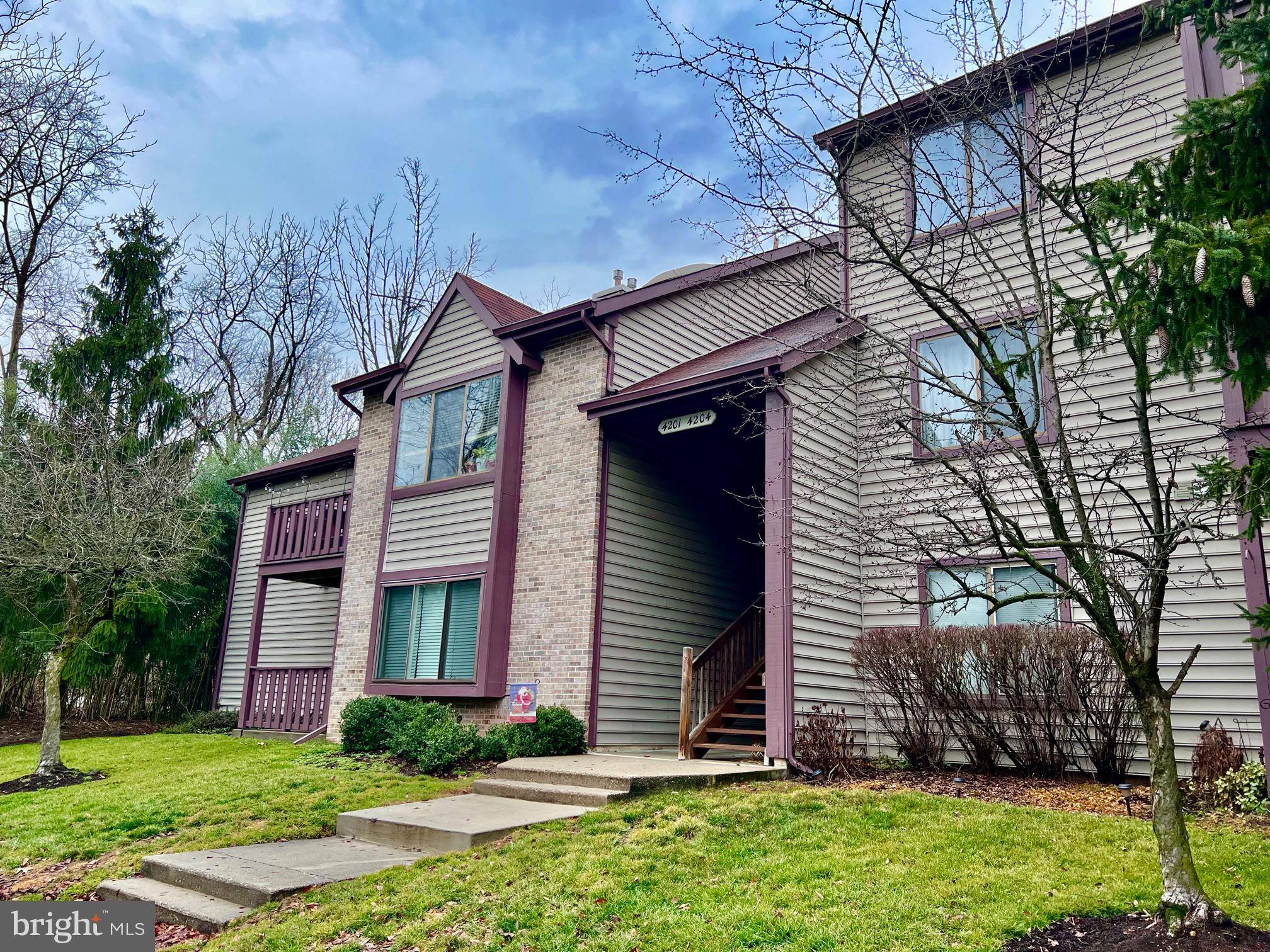 4204B ABERDEEN DR, Mount Laurel, NJ 08054