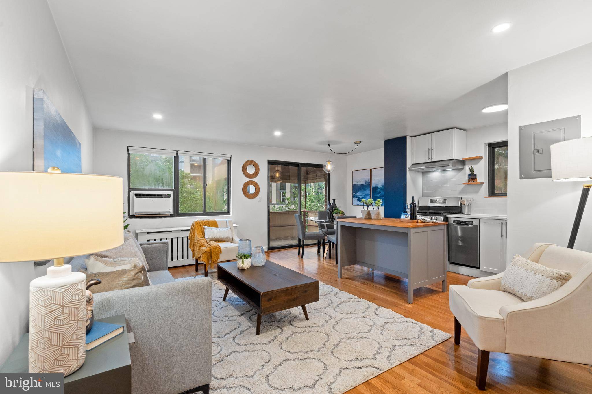 Arlington, VA 22209,1563 N COLONIAL TER #401-Z