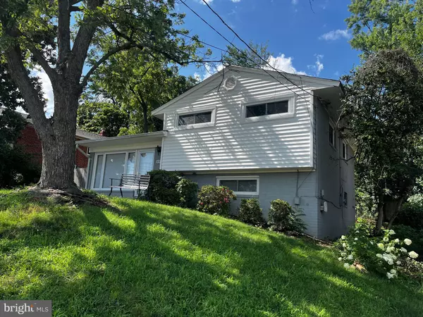 4431 VENABLE AVE, Alexandria, VA 22304