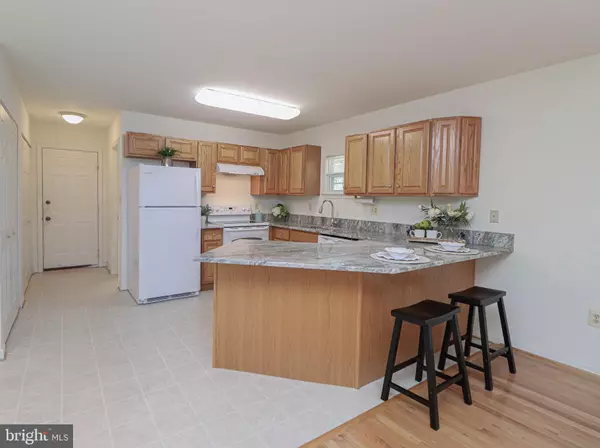 Severna Park, MD 21146,114 CLARENCE AVE