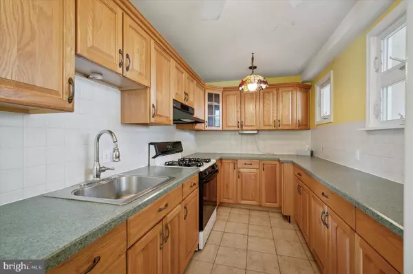 Philadelphia, PA 19128,409 MARTIN ST