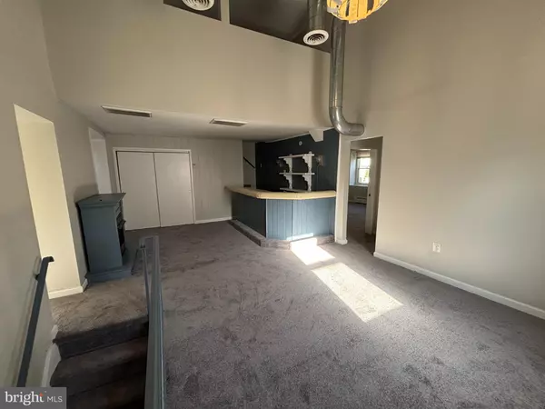 Philadelphia, PA 19127,112 GRAPE ST