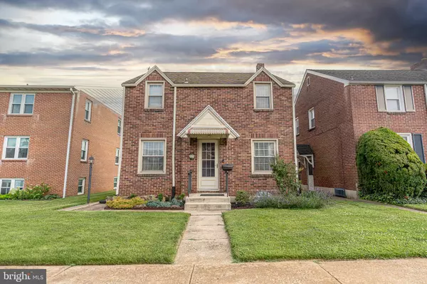 2026 W PHILADELPHIA ST, York, PA 17404