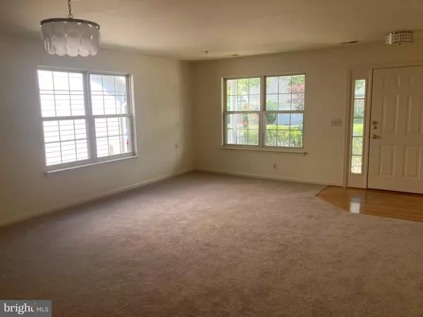 Laurel, MD 20707,7404 BERRYLEAF DR