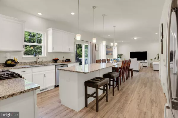 220 SRUTHI DR, Mechanicsburg, PA 17050