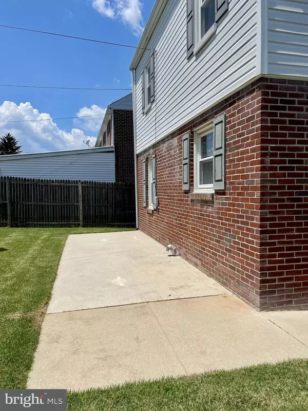 Hanover, PA 17331,273 LOCUST ST