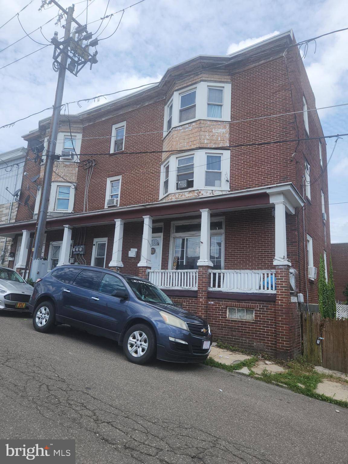 Shenandoah, PA 17976,109 E LLOYD ST
