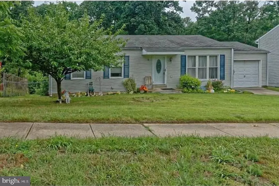 Clementon, NJ 08021,3 SUNSET DR