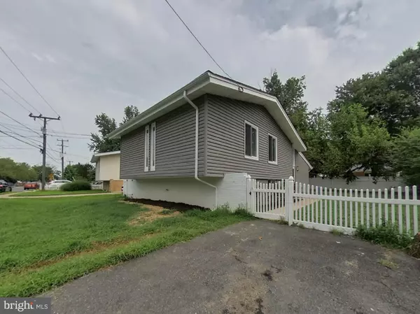 Alexandria, VA 22306,7803 FORDSON RD