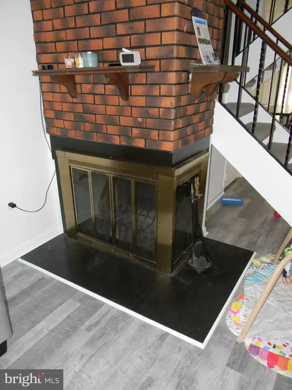 Reston, VA 20191,11319 HEADLANDS CT