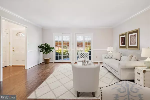 Arlington, VA 22207,2697 MARCEY RD