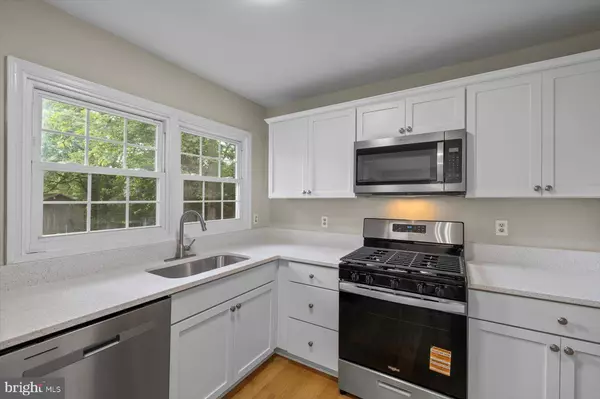Fredericksburg, VA 22407,809 SHERWOOD LN