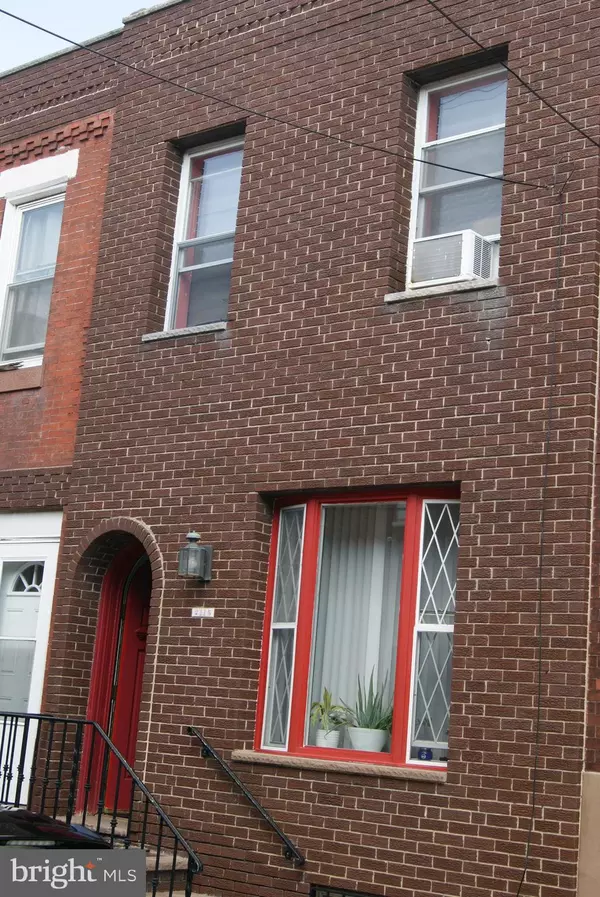 Philadelphia, PA 19145,2115 S ROSEWOOD ST