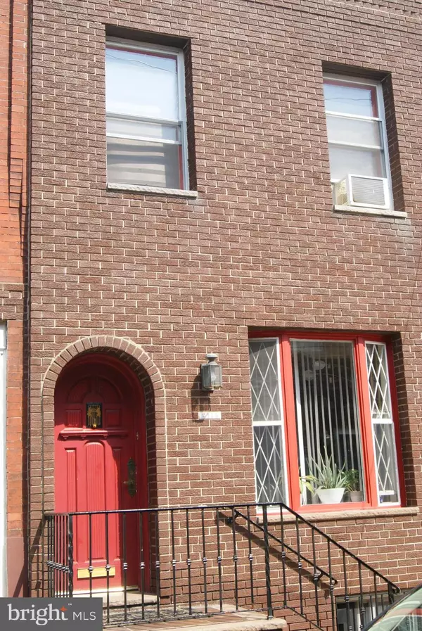 Philadelphia, PA 19145,2115 S ROSEWOOD ST