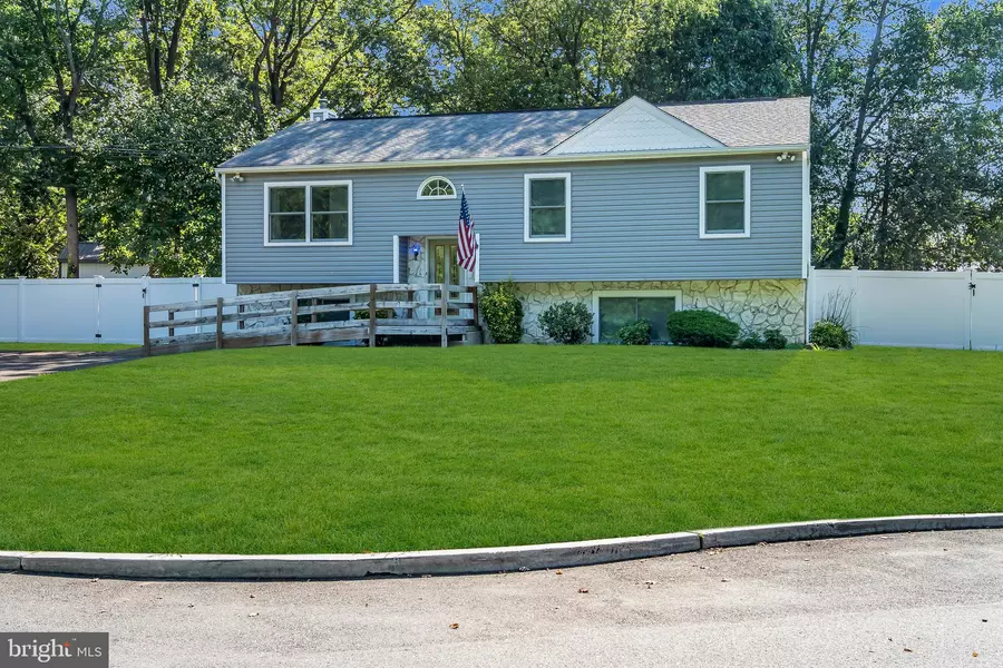 32 WILLIAMS AVE, Deptford, NJ 08096