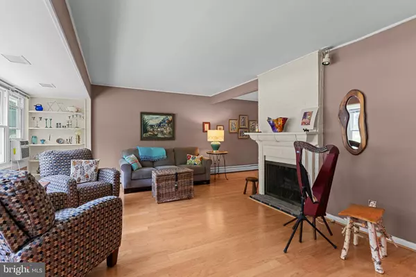 Wyndmoor, PA 19038,8704 PATTON RD