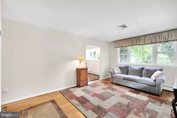 Kensington, MD 20895,11211 VALLEY VIEW AVE