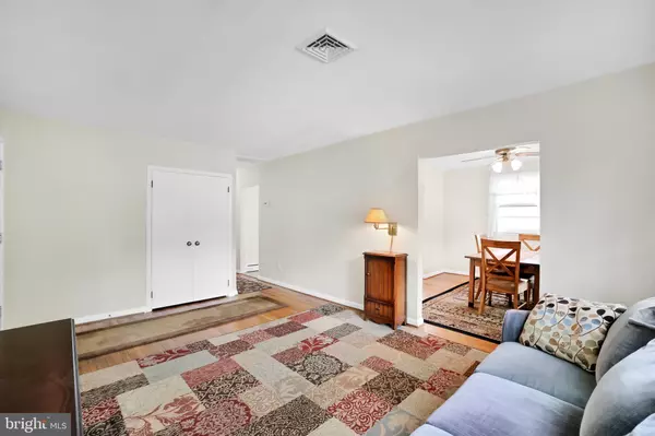Kensington, MD 20895,11211 VALLEY VIEW AVE