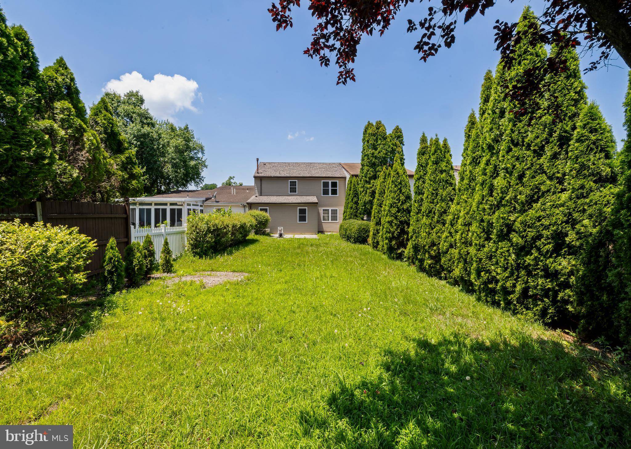 Clementon, NJ 08021,6 HERON PL