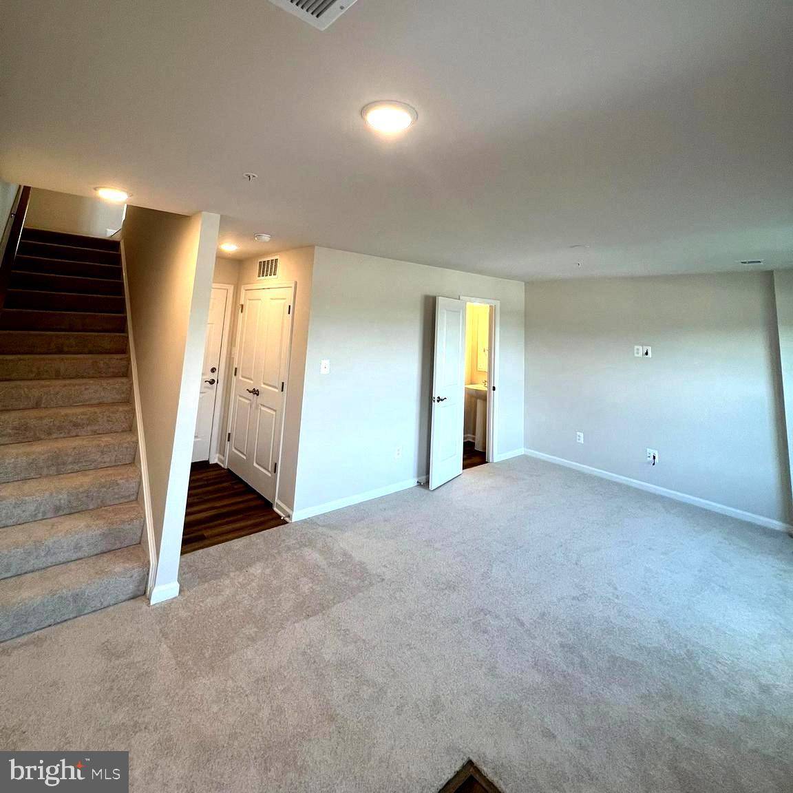 Bowie, MD 20716,16802 SAINT RIDGELY BLVD