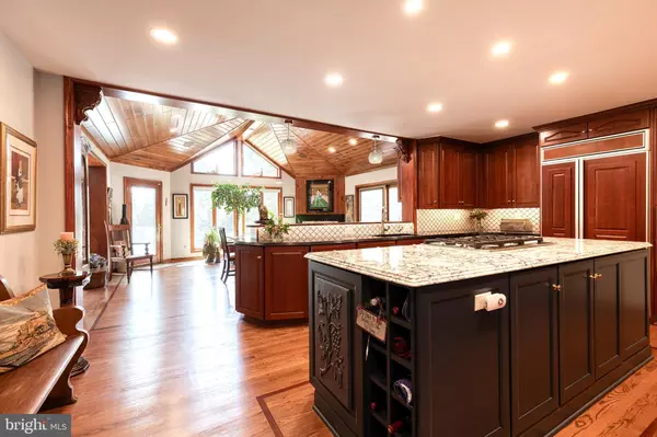 Glen Arm, MD 21057,9 TREE FARM CT
