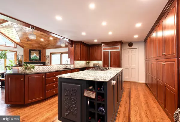 Glen Arm, MD 21057,9 TREE FARM CT