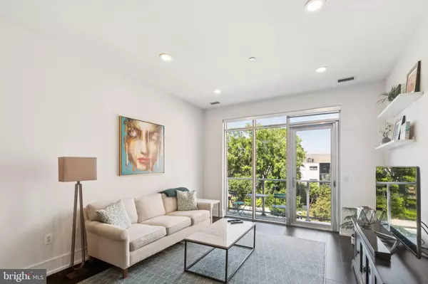 410 S FRONT ST #304, Philadelphia, PA 19147
